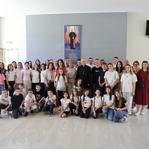 Nadbiskup Kutleša primio članove školske dramske skupine iz Tomislavgrada